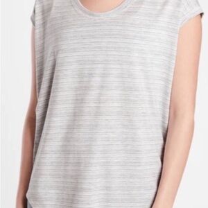 Athleta Cloudlight Stratus Heathered Gray Tee Shirt - Runs Big!